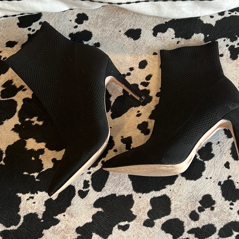 Mia fabric black booties